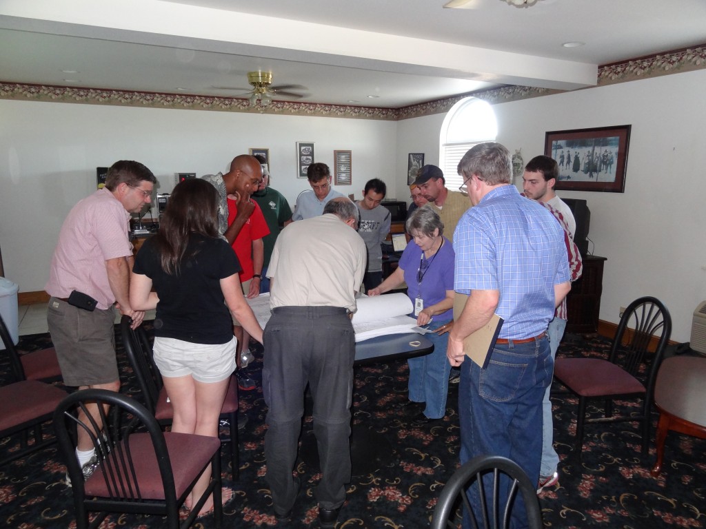 dsc00139 The Team Organizing for the Next Day